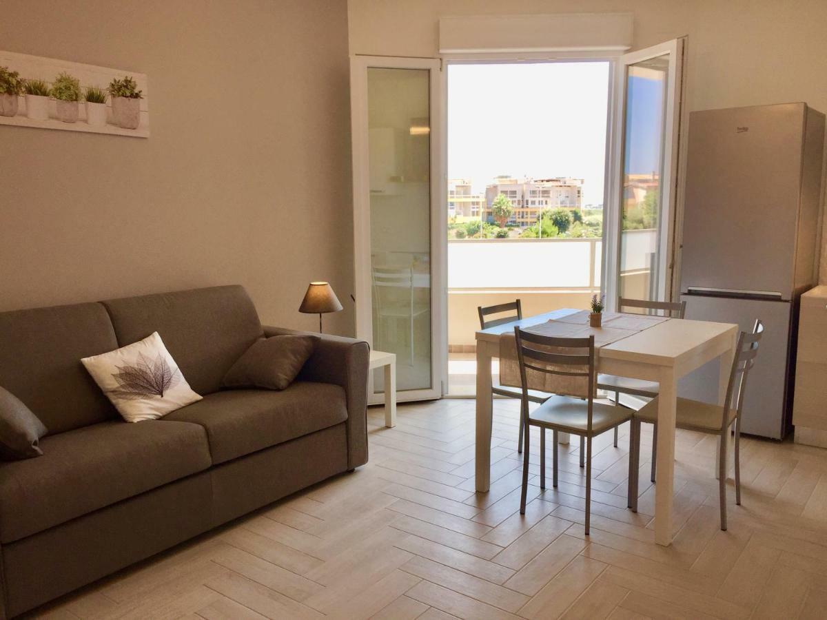 Le Domus Modern Apartments Cagliari Su Forti エクステリア 写真