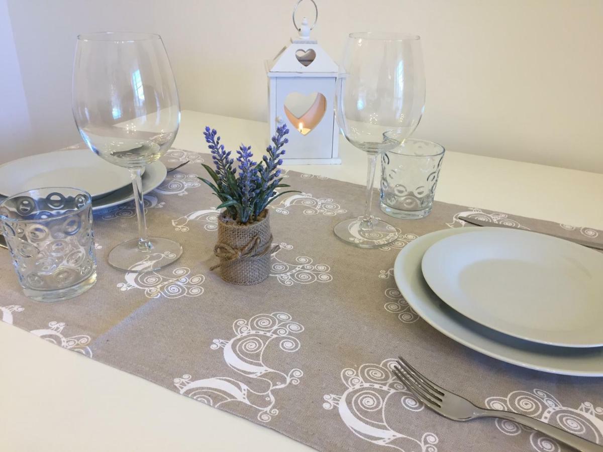 Le Domus Modern Apartments Cagliari Su Forti エクステリア 写真