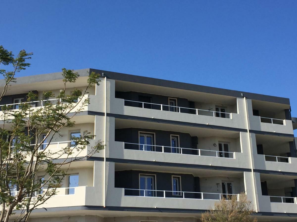 Le Domus Modern Apartments Cagliari Su Forti エクステリア 写真