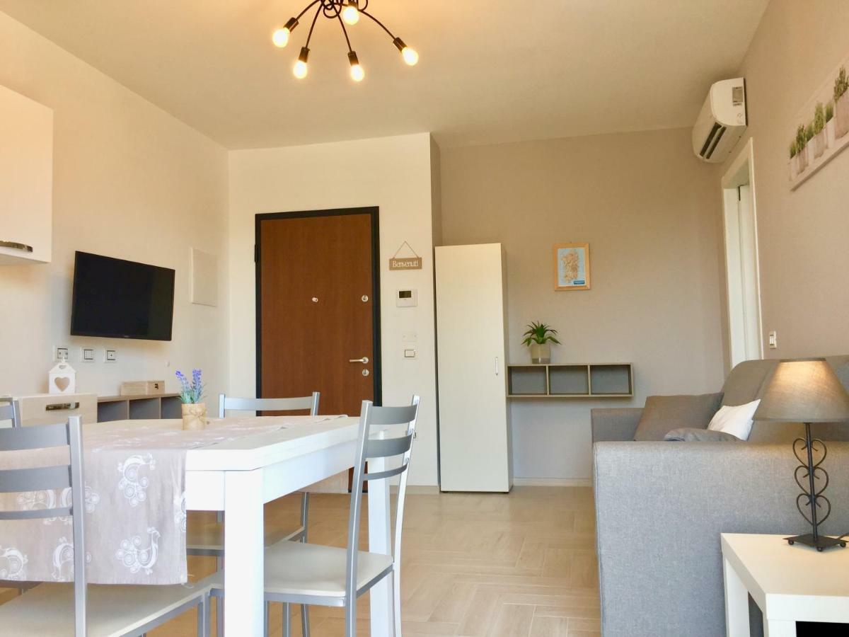 Le Domus Modern Apartments Cagliari Su Forti エクステリア 写真
