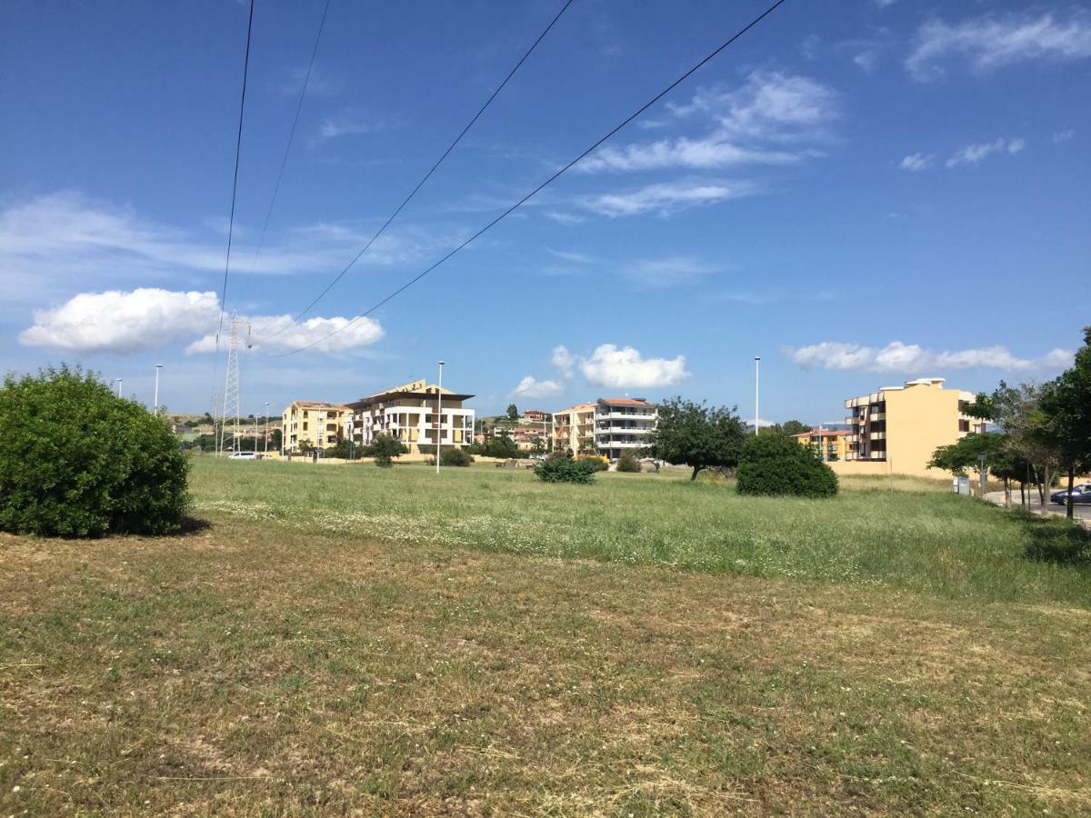 Le Domus Modern Apartments Cagliari Su Forti エクステリア 写真